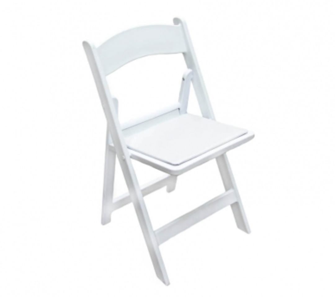 Kids White Padded Chair image 0